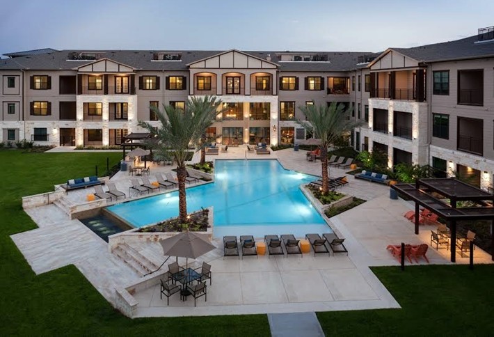10. Alexan Auburn Lakes