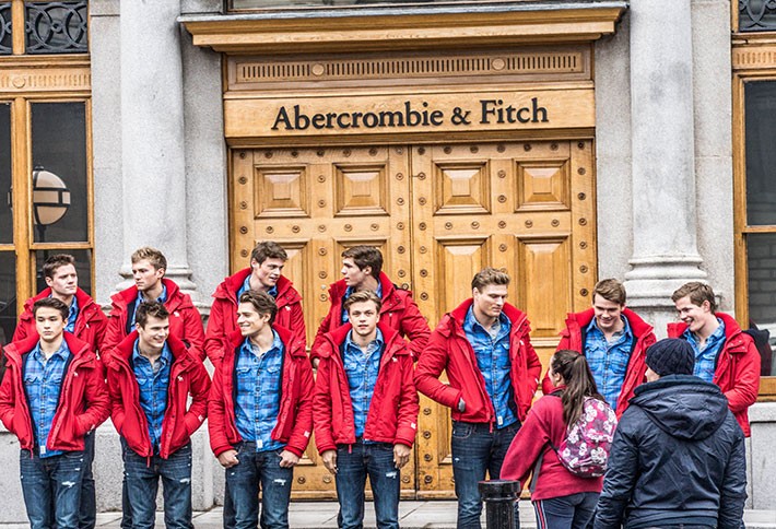 Abercrombie & Fitch Announces Dismal 1st Quarter Earnings 