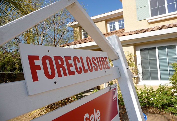 Blackstone, Colony, Cerberus Increasingly Lend to Landlords 