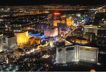 Casino Update: Gambling Down, Tourism Up in Vegas 