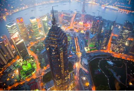 Chinese Home Prices Fall for 8th Straight Month 