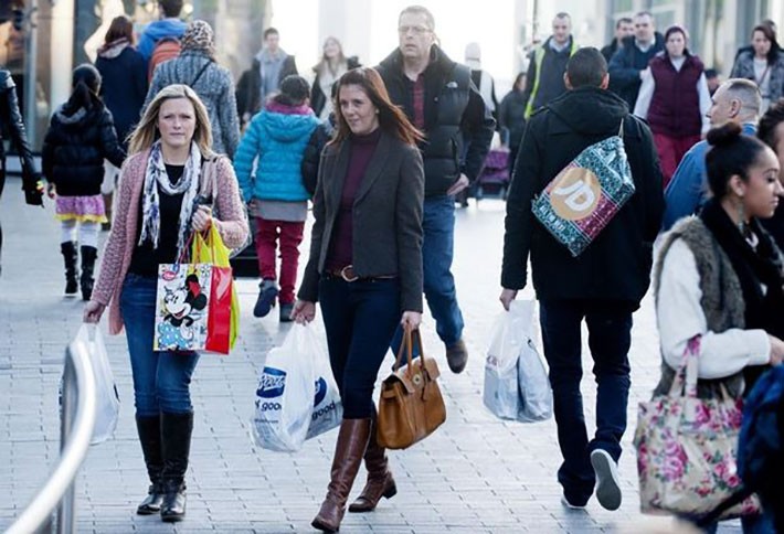 Consumer Confidence Hits Four-Month Low 