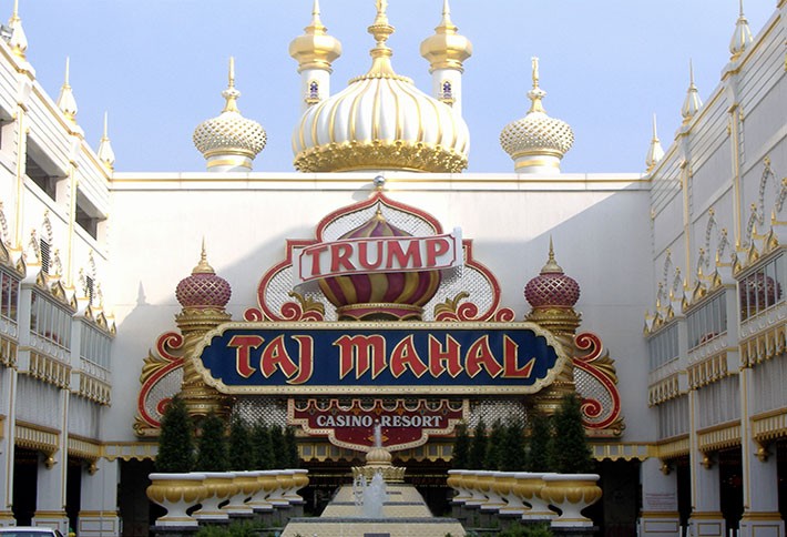 Icahn's Trump Casino Bid Put on Hold 